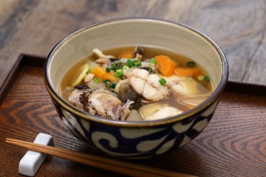 Kajika çorbası, Japon yerel mutfağı.