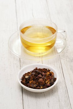 Cascara çayı, kurutulmuş kahve vişne kabuğu çayı.
