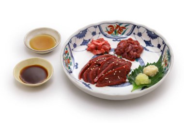 Somon köpekbalığı kalbi saşimi, Japon mutfağı.