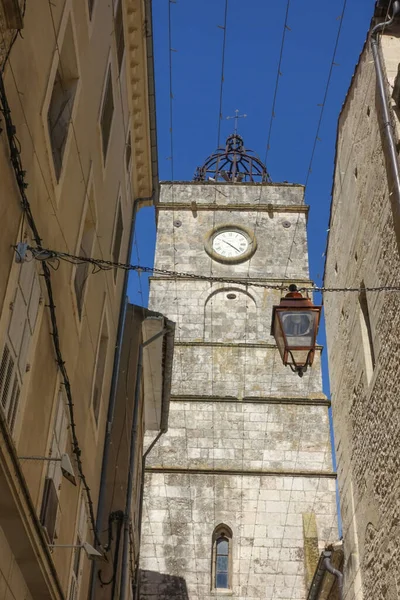 Wieża Bramy Miejskiej Przy Głównej Ulicy Apt Vaucluse Francja — Zdjęcie stockowe