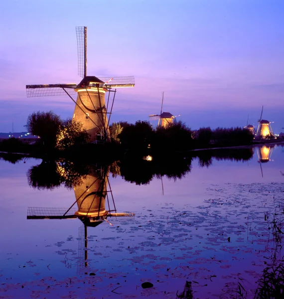 Una Vez Año Son Los Molinos Viento Kinderdijk Holanda Durante —  Fotos de Stock