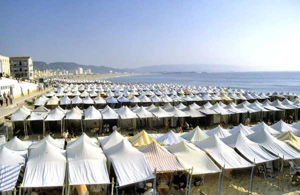 Sezonowe Namioty Plaży Nazare Estremadura Ribatejo Portugal — Zdjęcie stockowe