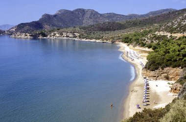 Samos Adası 'nda mavi bayrak verilen Yunanistan' ın en iyi plajlarından biri.
