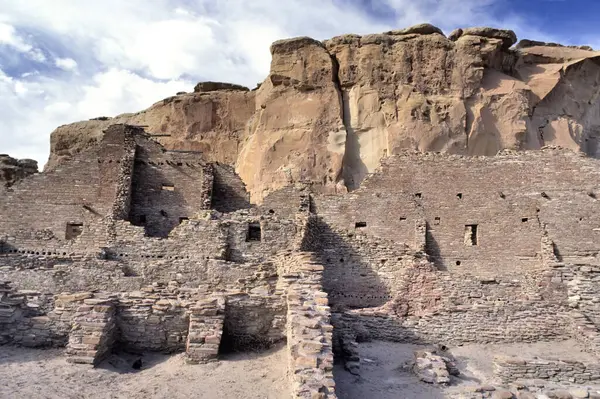 Pueblo Bonito Anasazi Indische Ruïnes Chaco Culture National Historical Park Rechtenvrije Stockafbeeldingen