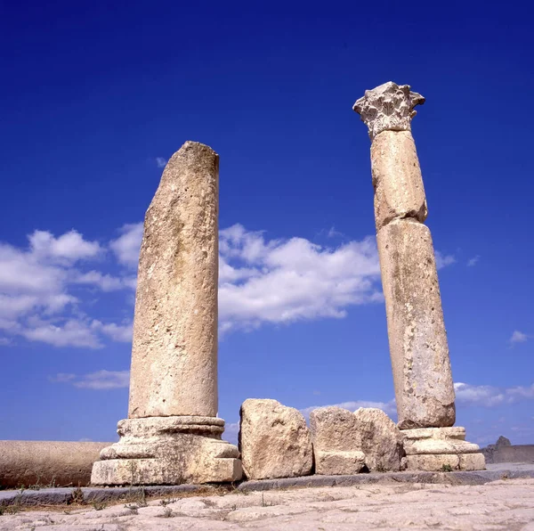 Roma Korint Sütun Birol Qays Gadara Antik Kent Sitesi Yakınındaki - Stok İmaj