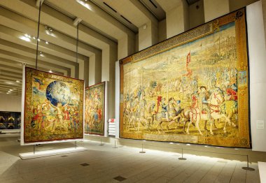 Madrid, İspanya - 4 Kasım 2024. La revista de las tropas en Barcelona, Wilhelm Pannemaker tarafından, 1548-1554, Kraliyet Koleksiyonlar Galerisi 'nin duvar halısı..
