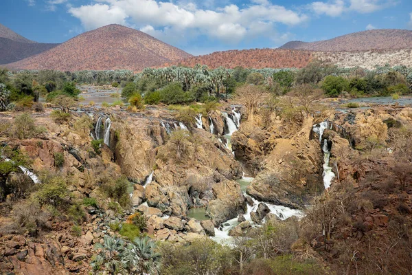 Водопад Эпупа Реке Куэне — стоковое фото