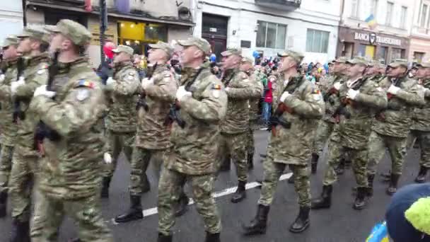 Cluj Napoca Roumanie Décembre 2023 Des Soldats Défilent Défilé Militaire — Video