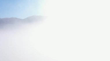  İHA ile sabah bulutlarının hava görüntüsü