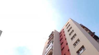  Komünist dönemde inşa edilmiş Sovyet termal izole edilmiş bloklar, beton apartmanlar. Romanya ve Doğu Avrupa