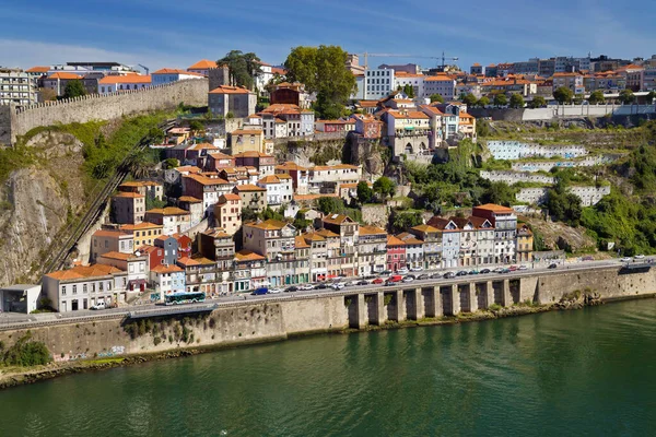 Район Guindais Берегу Реки Порту Португалия — стоковое фото
