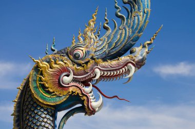 Naga 'nın başı Wat Rong Suea 10, Chiang Rai, Tayland.