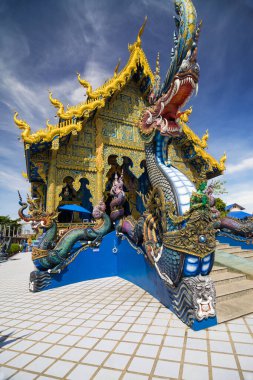 Wat Rong Suea 10 numara Chiang Rai, Tayland.