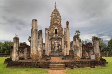 Si Satchanalai, Tayland 'da Wat Phra Si Rattana Mahathat Prang.