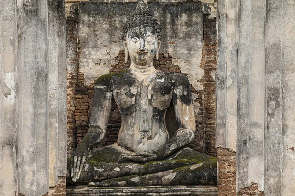 Βούδας Του Wat Phra Rattana Mahathat Στο Satchanalai Ταϊλάνδη — Φωτογραφία Αρχείου