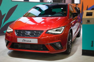 Barselona, İspanya - 14 Mayıs 2023: Barcelona, İspanya 'daki Automobile Barcelona 2023' te koltuk açıldı.