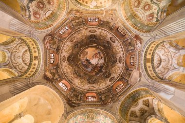 Ravenna, Emilia-Romagna, İtalya 'daki San Vitale Bazilikası' ndan Cupola.