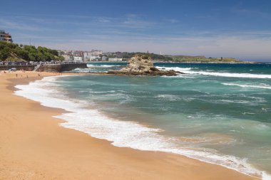 Santander, İspanya - 20 Ağustos 2022: Santader, İspanya 'da Deve Sahili.