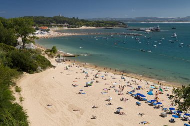 Santander, İspanya - 20 Ağustos 2022: Santader, İspanya Tehlike Plajı.