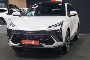 Barselona, İspanya - 19 Mayıs 2025: Evo 6, İspanya 'nın Barselona şehrinde sergilenmektedir..