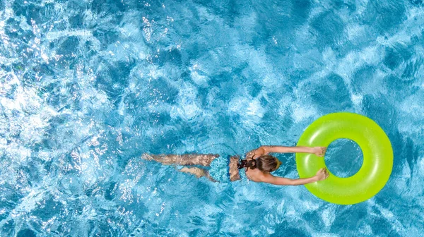 Active Young Girl Swimming Pool Aerial Top View Teenager Relaxes — Stock Photo, Image