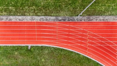 Atletizm stadyumu, Hollanda 'da kuş görüşlü, spor ve spor altyapısına sahip atletizm stadyumu.