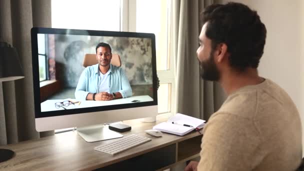 Réunion Affaires Distance Homme Indien Utilisant Application Informatique Pour Vidéo — Video