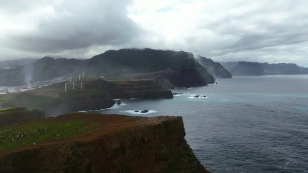Madeira Nın Insansız Hava Aracı Videosu Çarpıcı Doğal Güzelliğini Sergiliyor — Stok video