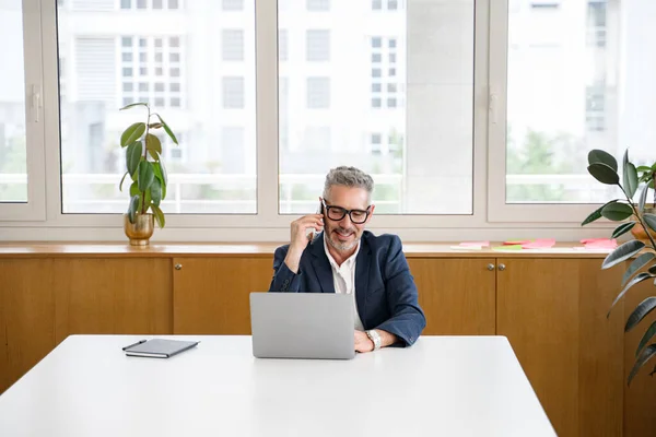 Friendly Smiling Mature Businessman Male Employee Has Pleasant Phone Conversation — Stock Photo, Image