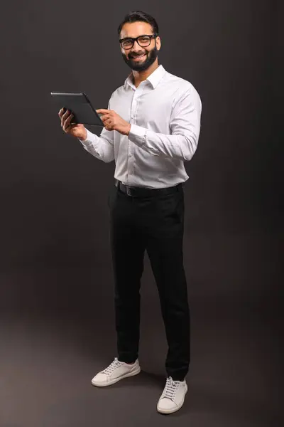 Cheerful Indian Businessman White Shirt Interacts Digital Tablet His Full — Stock Photo, Image