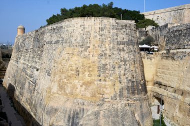 Ancient walls in the main gate of the old town - La Valletta - Malta