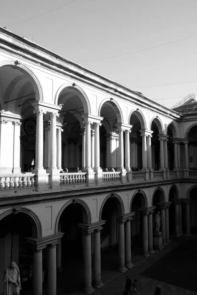 Vista Interior Del Patio Academia Bellas Artes Milán — Foto de Stock