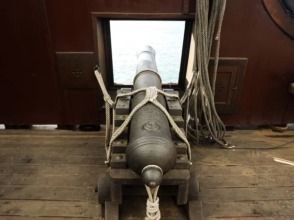 Spanish Galleon Cannon Embodies Power History Naval Warfare — Stock Photo, Image
