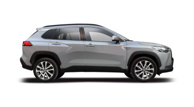 Toyota Corolla Cross arabası, beyaz arkaplanda izole edilmiş yan görünüm