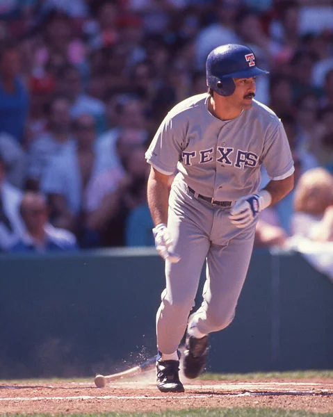 1990 Larda Teksas Rangers Ilk Kalecisi Rafael Palmeiro Mlb Action — Stok fotoğraf