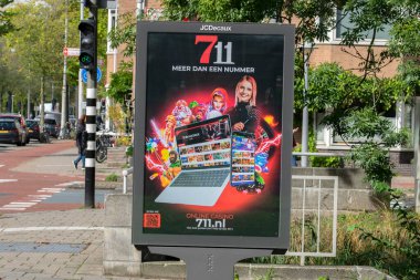 Reklam panosu 711 Amsterdam 'da Online Kumarhane 29-9-2022