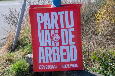 Duivendrecht 'te PVDA Siyasi Partisi Hollanda 11-3-2022