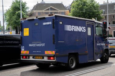 Brinks Şirketi Kamyonu Amsterdam 'da Hollanda 21-6-2022