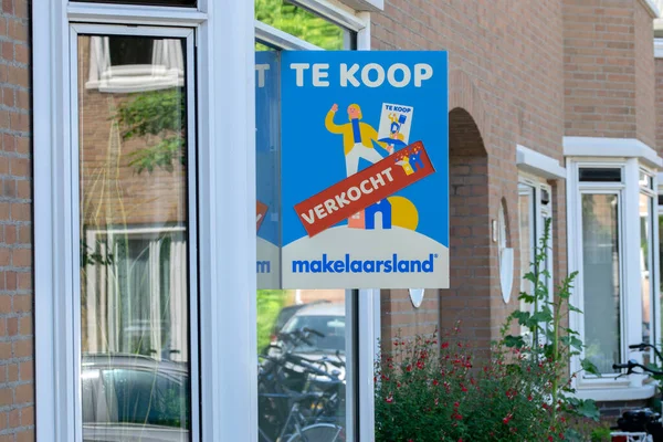 Billboard Makelaarsland Amsterdamie Holandia 2022 — Zdjęcie stockowe