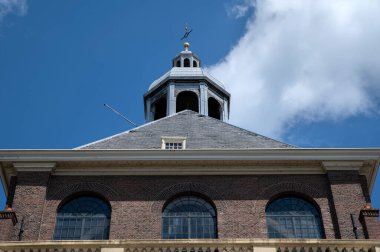 Amsterdam 'daki Oosterkerk Kilisesi Saat Kulesi Hollanda 9-6-2022