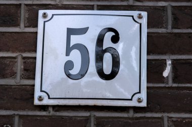 Amsterdam 'daki 56 numaralı evi kapatın. Hollanda 23-6-2022.
