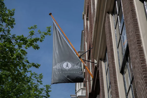 Close Flag Noblemen Hotel Amsterdam Países Bajos 2022 — Foto de Stock