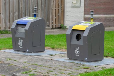 Amsterdam 'daki çöp konteynırları Hollanda 23-9-2022