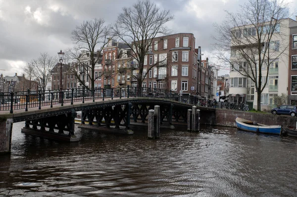 Efendim Bijvoetbrug Köprüsü Amsterdam 2022 Hollanda — Stok fotoğraf