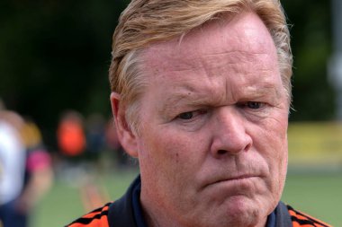 Portre Ronald Koeman Amsterdam 'daki Johan Cruijff Vakfı' nın açılış gününde 21-9-2022