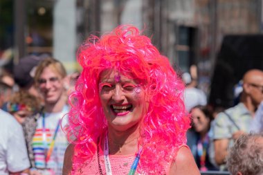 Amsterdam 'da Gurur Yürüyüşü ve Gösteri Hollanda 30-7-2022