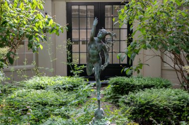 Amsterdam 'daki Huis Marsilya Müzesi' ndeki heykel Hollanda 17-6-2022