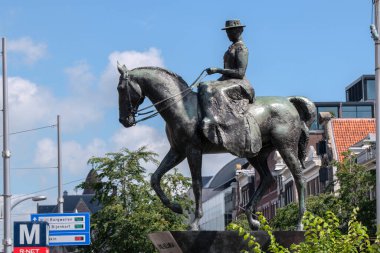 Amsterdam 'da Koningin Wilhelmina Heykeli 28-6-2022