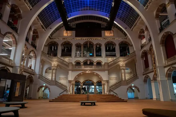 Κύρια Αίθουσα Στο Μουσείο Tropenmuseum Στο Άμστερνταμ Της Ολλανδίας 2022 — Φωτογραφία Αρχείου