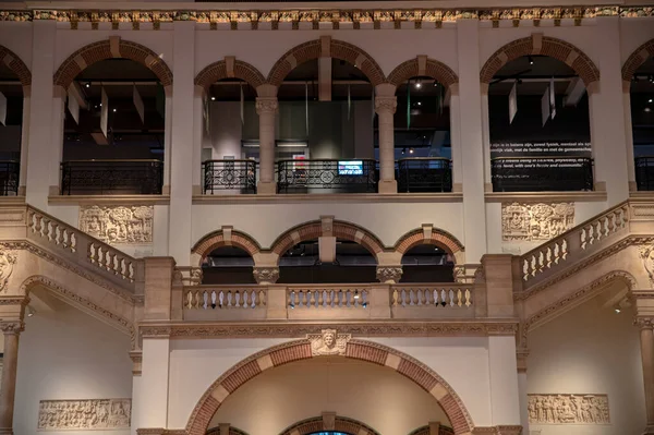 Escadaria Superior Dentro Museu Tropenmuseum Amsterdã Holanda 2022 — Fotografia de Stock